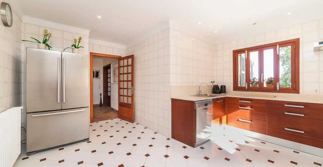 Villa With Pool Near The Beach - Es Garrover Cala Millor